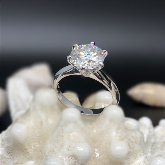 3ct moissanite diamond with Certificate - Picture 7 of 12